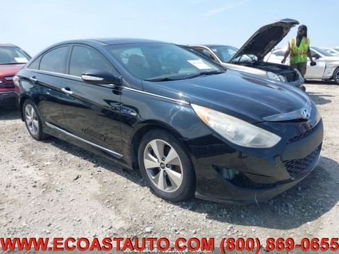 Used 2012 Hyundai Sonata Hybrid w/ Ultimate Pkg image 1