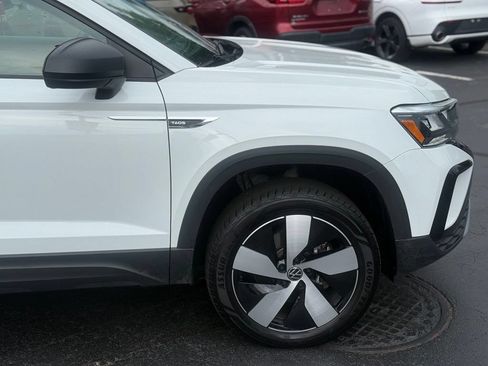 Used 2024 Volkswagen Taos S AWD/4WD image 10