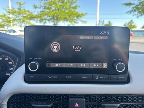 Certified 2024 Honda HR-V LX image 31