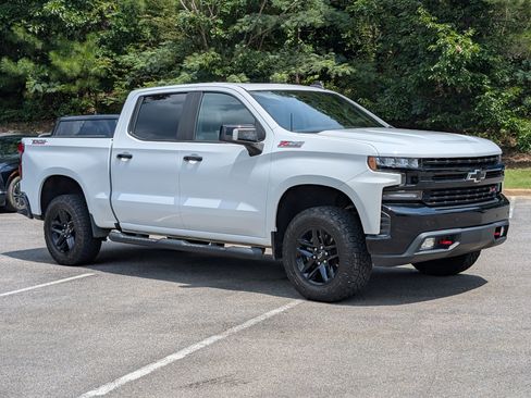 Used 2019 Chevrolet Silverado 1500 LT Trail Boss AWD/4WD image 11