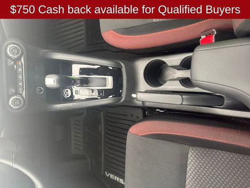 New 2025 Nissan Versa SR w/ Trunk Package image 28