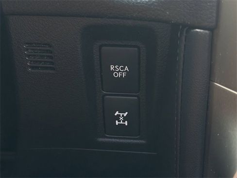 Used 2013 Lexus GX 460 image 21