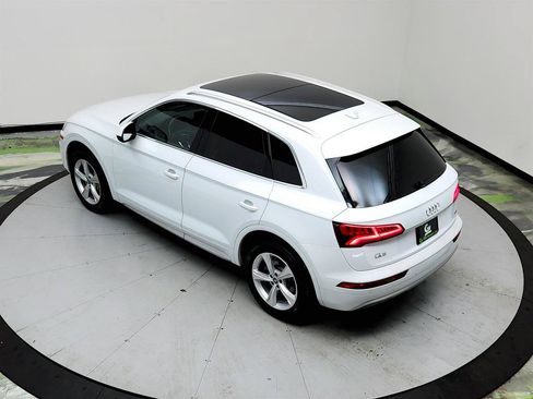 Used 2020 Audi Q5 2.0T Premium w/ Convenience Package AWD/4WD image 35