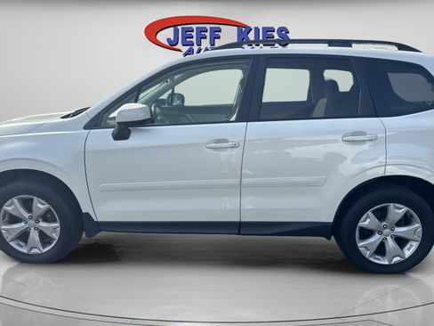 Used 2016 Subaru Forester 2.5i Premium w/ All-Weather Package AWD/4WD image 8