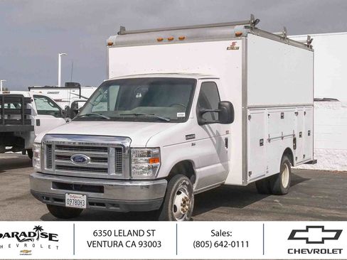 Used 2017 Ford E-350 and Econoline 350 Super Duty w/ Power Windows & Locks Group RWD image 1