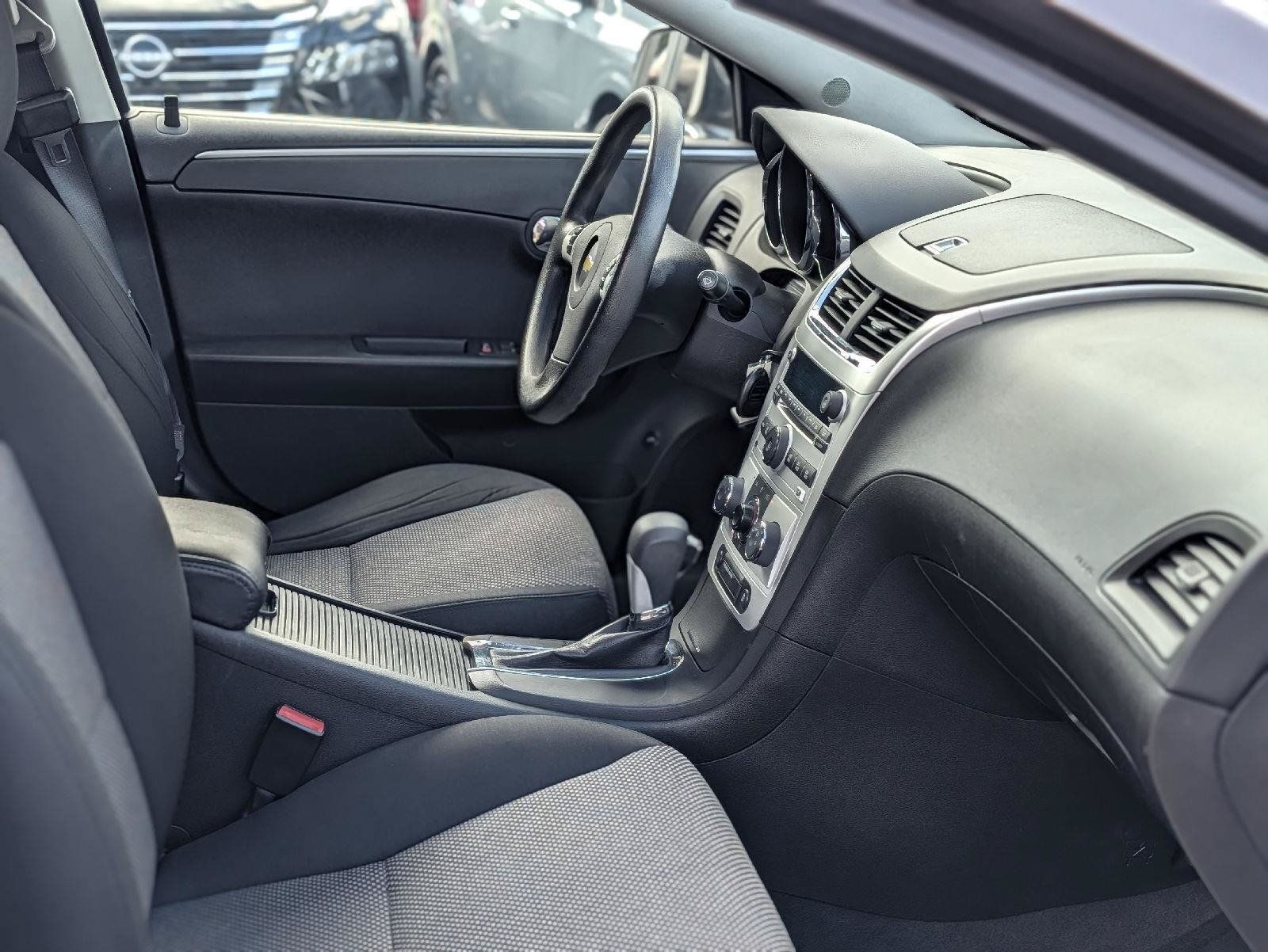 Used 2012 Chevrolet Malibu LT FWD image 14