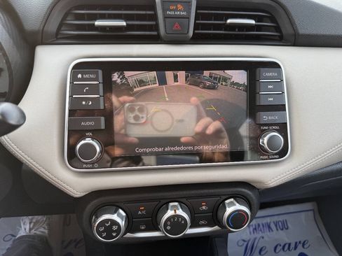 Used 2020 Nissan Versa SV FWD image 21
