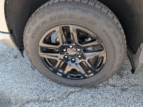 Certified 2024 Chevrolet Silverado 1500 Custom w/ Turbomax Blackout Package AWD/4WD image 9