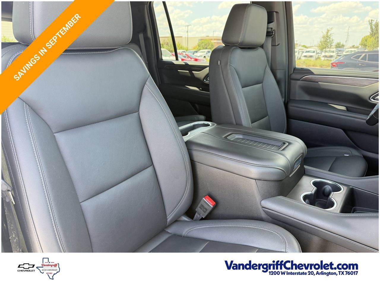 Certified 2024 Chevrolet Suburban Z71 w/ Luxury Package AWD/4WD image 26