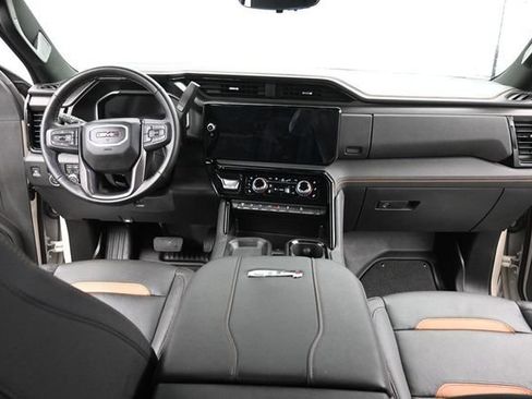 Used 2026 GMC Sierra 2500 AT4 w/ AT4 Premium Plus Package AWD/4WD image 27