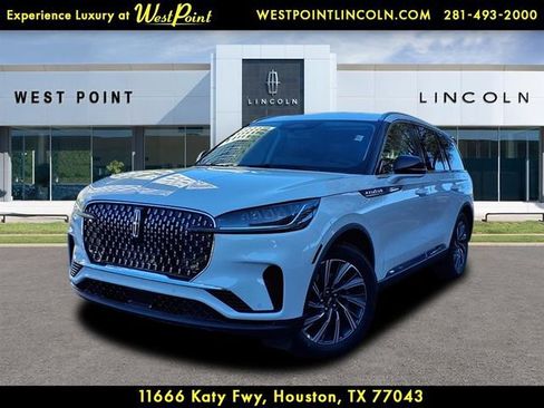 New 2026 Lincoln Aviator 2WD image 1