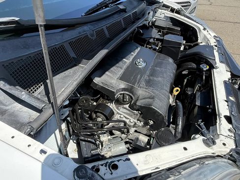 Used 2016 Toyota Sienna SE w/ SE Preferred Package FWD image 37