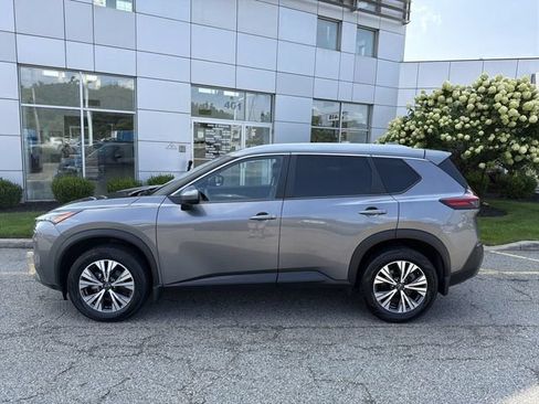Certified 2023 Nissan Rogue SV w/ SV Premium B Package AWD/4WD image 5