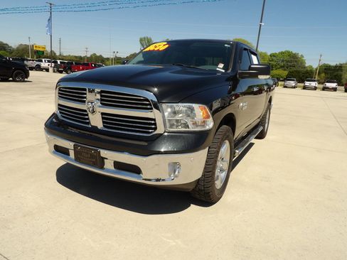 Used 2018 RAM 1500 Big Horn image 1