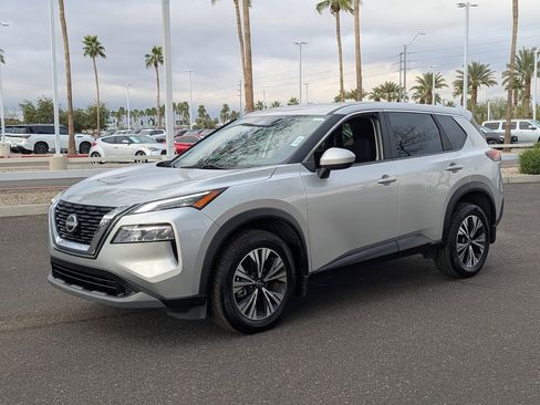 Certified 2023 Nissan Rogue SV image 2