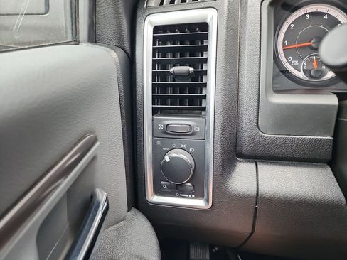 Used 2024 RAM 1500 Classic SLT AWD/4WD image 25