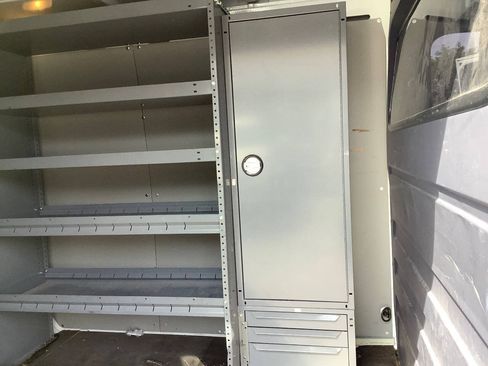 Used 2003 Dodge Sprinter 2500 RWD image 37
