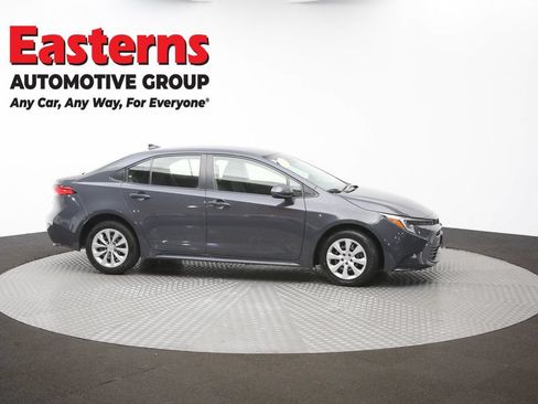 Used 2023 Toyota Corolla LE FWD image 44