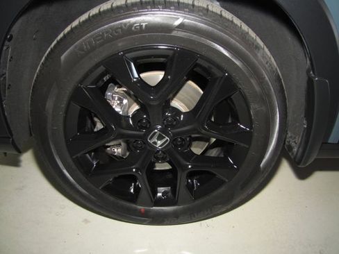 Certified 2025 Honda HR-V Sport image 24
