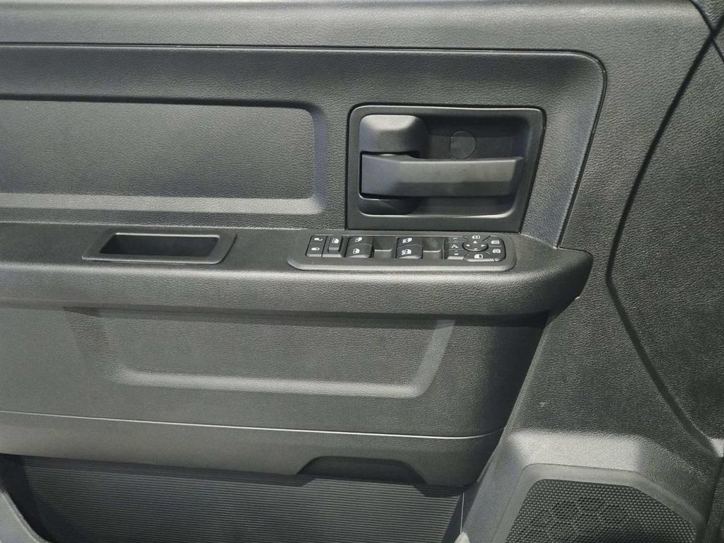 New 2026 RAM 2500 Warlock AWD/4WD image 31