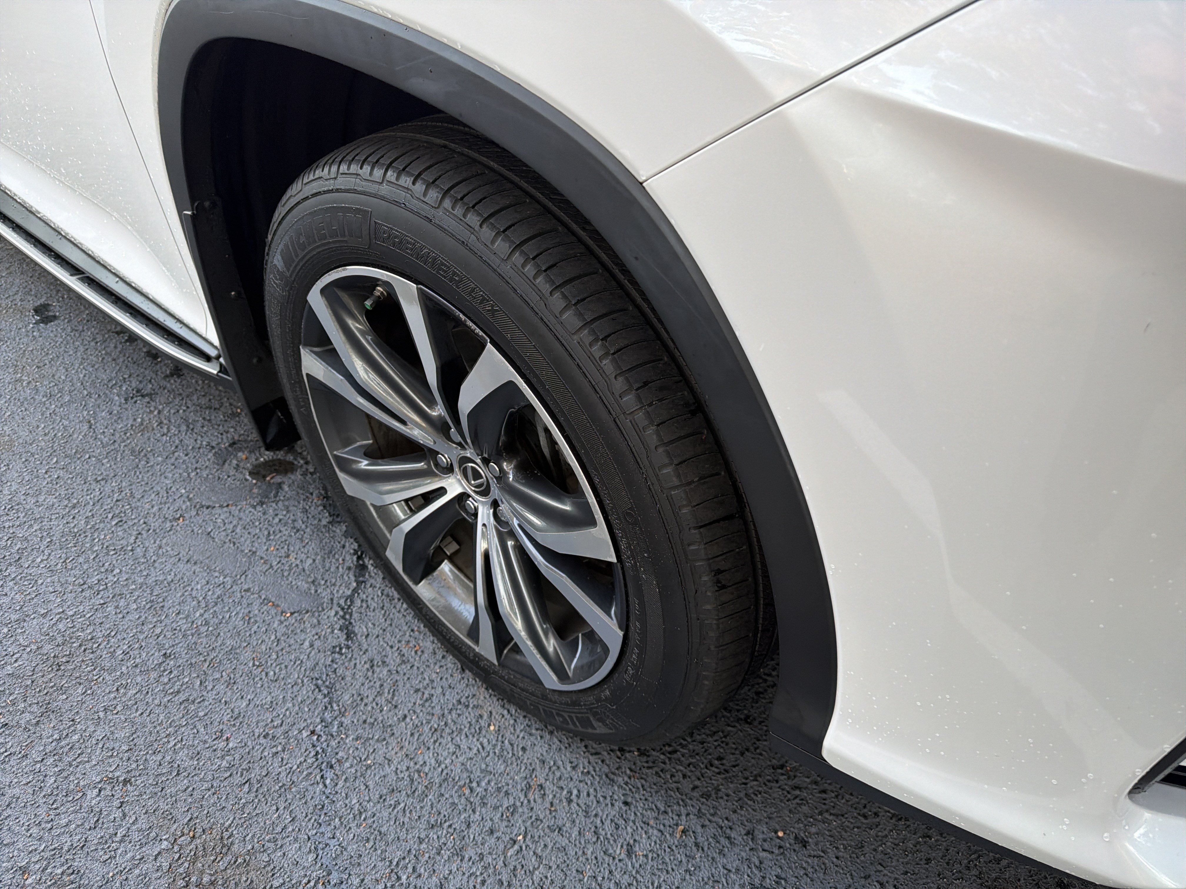 Used 2019 Lexus RX 350L AWD image 11