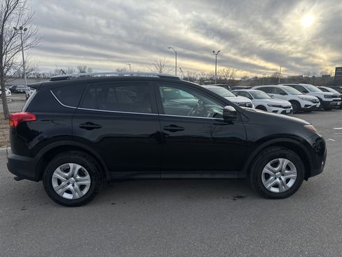 Used 2013 Toyota RAV4 LE image 5