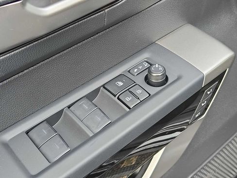 New 2026 Toyota Tundra Limited AWD/4WD image 11