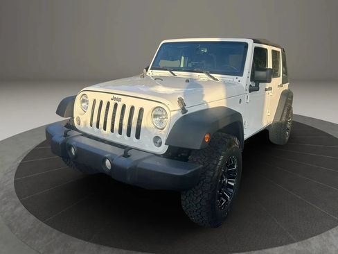 Used 2018 Jeep Wrangler Unlimited Sport S AWD/4WD image 4