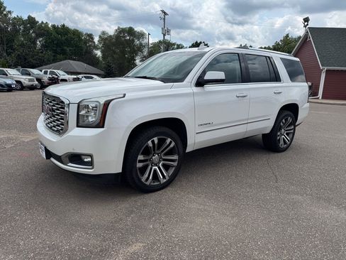Used 2020 GMC Yukon Denali w/ Denali Ultimate Package AWD/4WD image 13