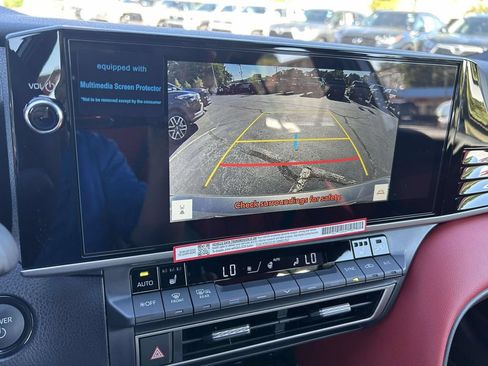 New 2026 Toyota Camry SE FWD image 27
