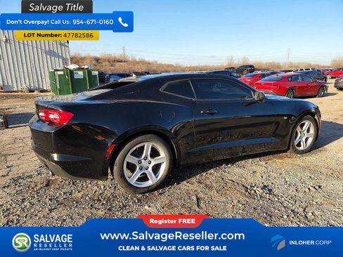Used 2019 Chevrolet Camaro LT image 4
