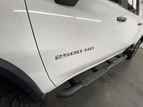 Used 2023 Chevrolet Silverado 2500 Custom w/ Custom Value Package image 29