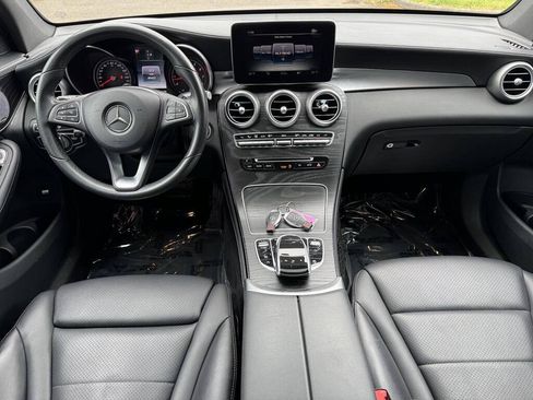 Used 2017 Mercedes-Benz GLC 300 4MATIC image 13