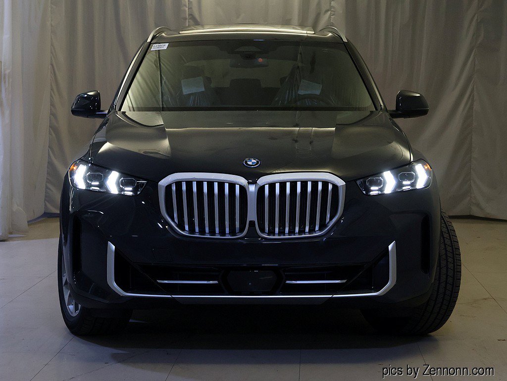 Used 2026 BMW X5 xDrive50e w/ Climate Comfort Package AWD/4WD image 5