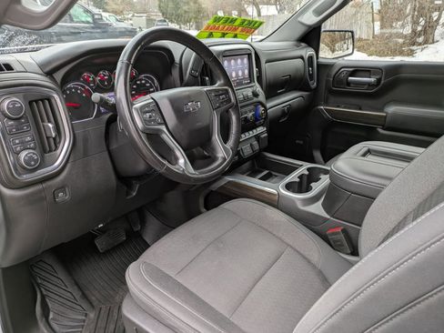 Used 2020 Chevrolet Silverado 1500 RST image 11