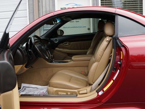 Used 2006 Lexus SC 430 Convertible image 38