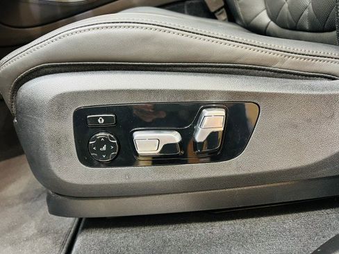 Used 2025 BMW X5 M60i w/ Parking Assistance Package image 26