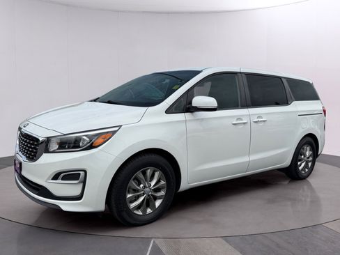 Used 2019 Kia Sedona LX image 1