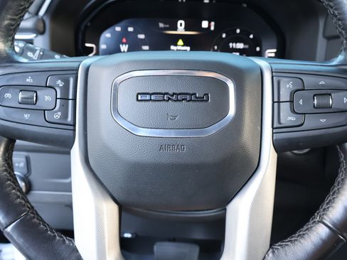 Used 2022 GMC Yukon XL Denali image 27