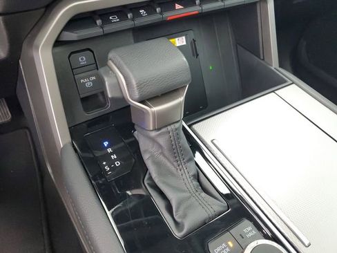 Used 2024 Toyota Sequoia Limited RWD image 30