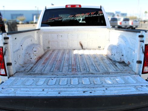 Used 2017 RAM 1500 Express image 5