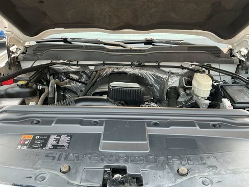 Used 2015 Chevrolet Silverado 3500 LT w/ LT Convenience Package AWD/4WD image 23
