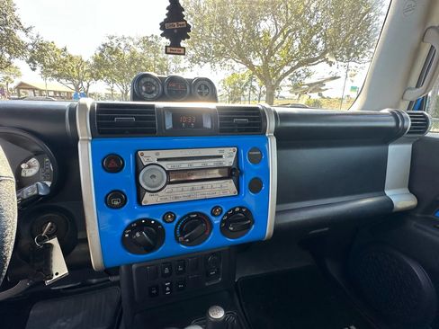 Used 2007 Toyota FJ Cruiser 4WD image 20