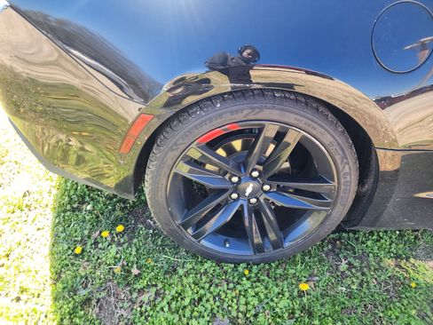 Used 2018 Chevrolet Camaro LT w/ Redline Edition image 9