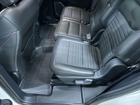 Certified 2025 Ford Explorer ST-Line image 24