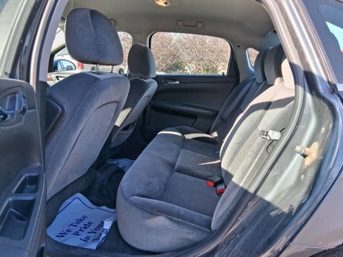 Used 2011 Chevrolet Impala LT image 13