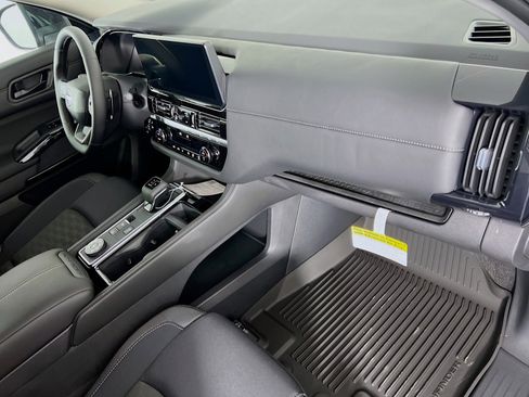 New 2026 Nissan Pathfinder SV AWD/4WD image 21