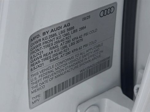 Certified 2025 Audi SQ5 Premium Plus image 34