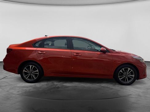 Used 2024 Kia Forte LXS FWD image 11