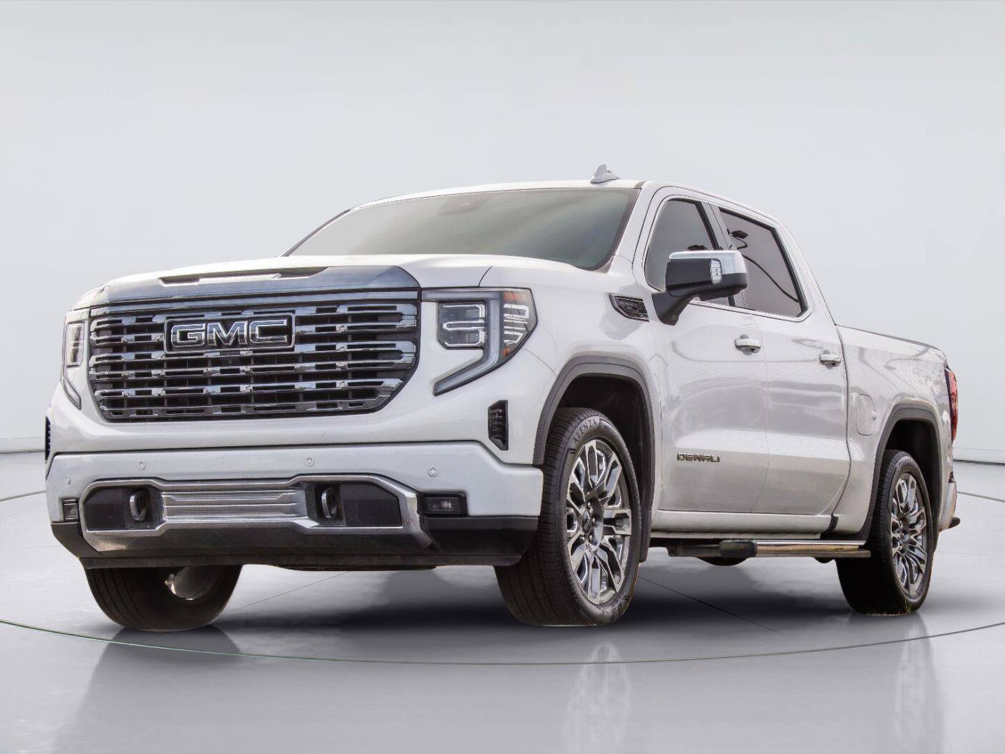 Used 2023 GMC Sierra 1500 Denali Ultimate AWD/4WD image 1